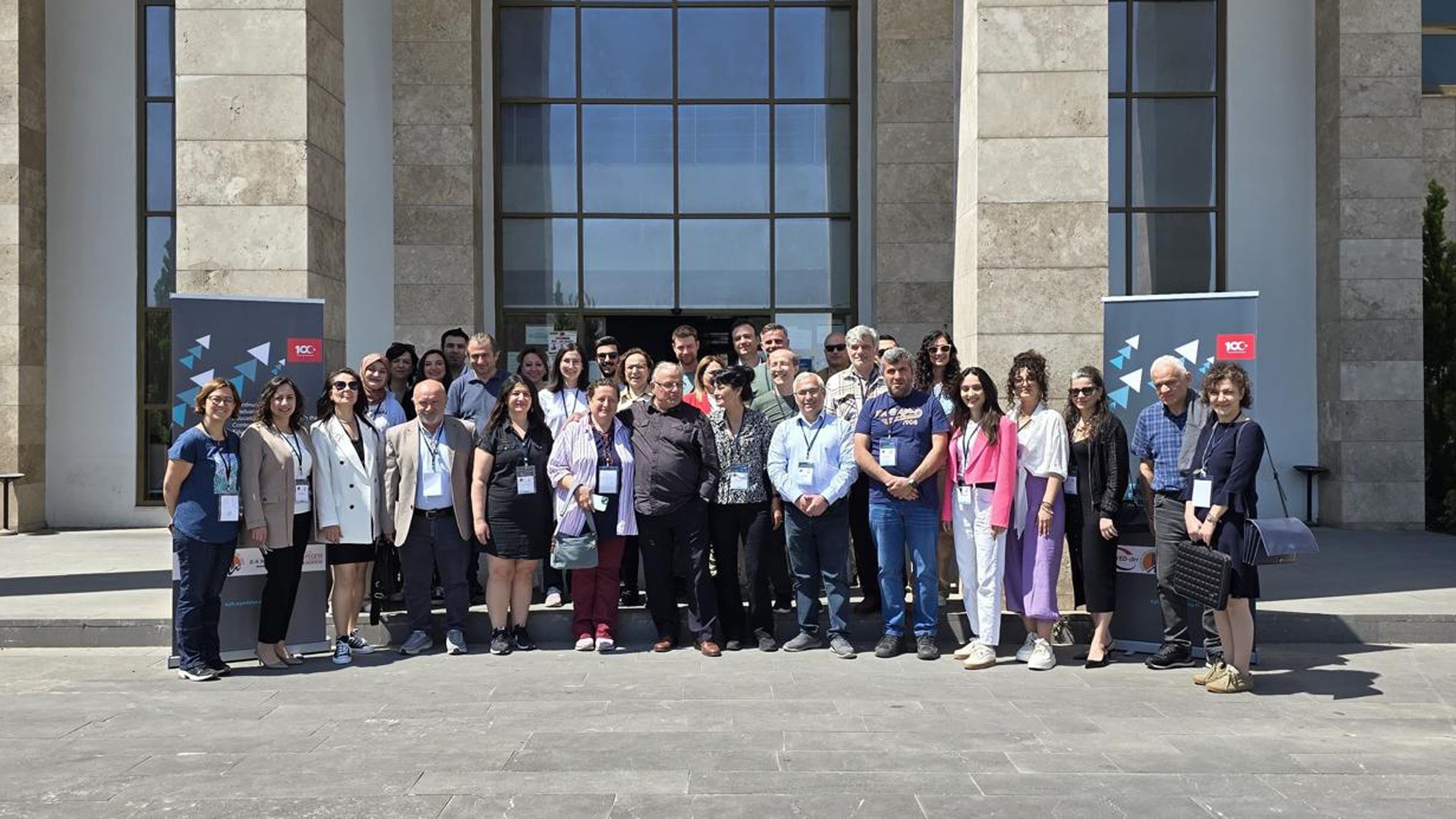 18. Uluslararası Eğitim Yönetimi Kongresi Üniversitemiz Ev Sahipliğinde Gerçekleştirildi detayı için tıklayınız